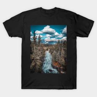 Jasper National Park River Flowing Towards the Mountains V3 T-Shirt